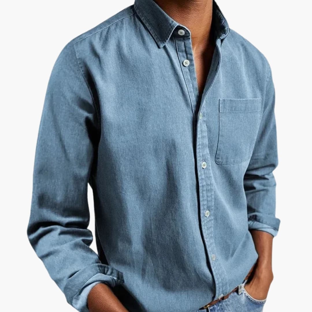 Men’s Relaxed Fit Long Sleeve Button-Down Shirt